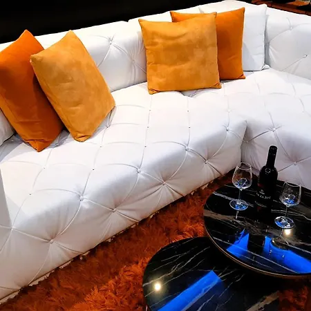 Jacuzzie Lux Apartment Skopje