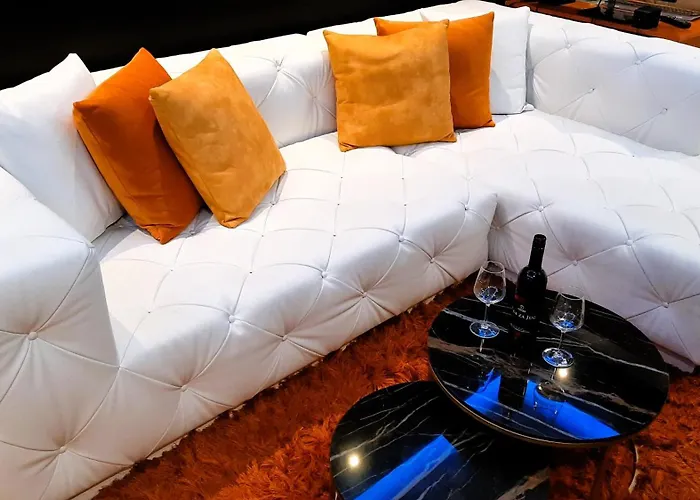 Jacuzzie Lux Apartman Szkopje